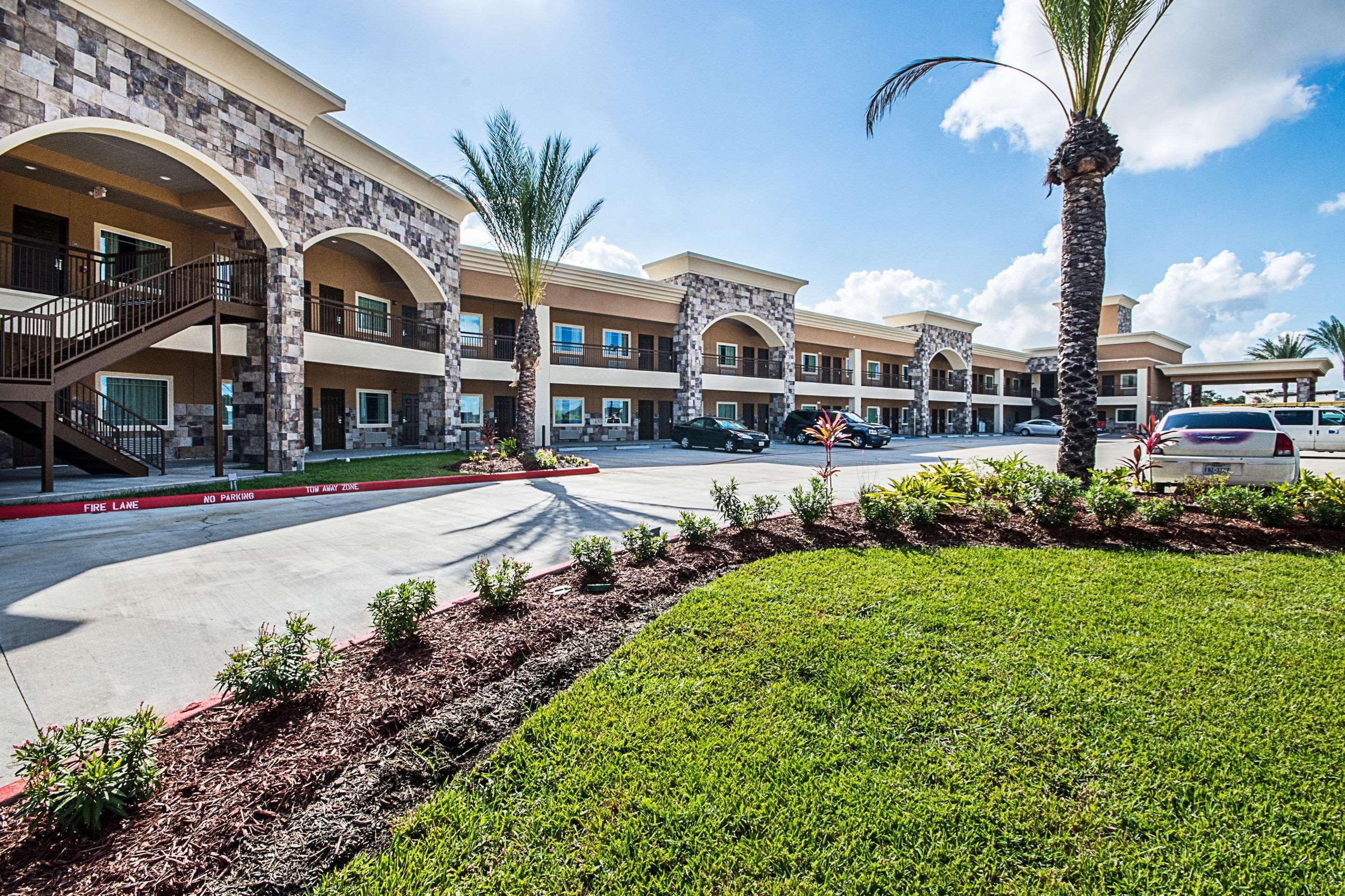 Econo Lodge Inn & Suites Houston Nw-Cy-Fair Jersey Village Buitenkant foto