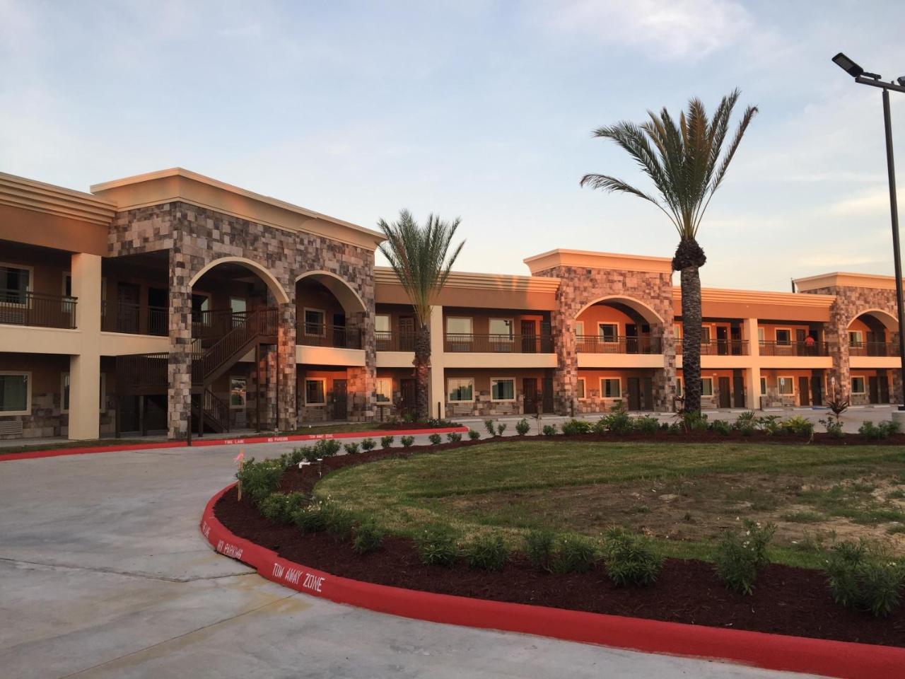 Econo Lodge Inn & Suites Houston Nw-Cy-Fair Jersey Village Buitenkant foto
